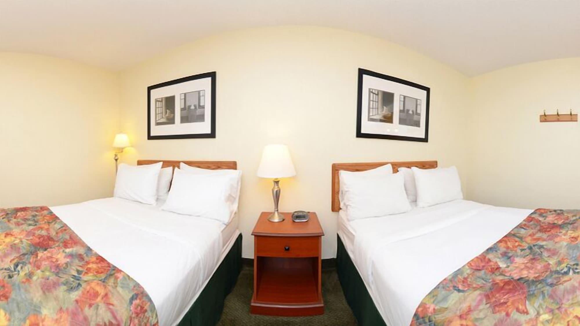 Baymont By Wyndham Decatur Hotel Buitenkant foto