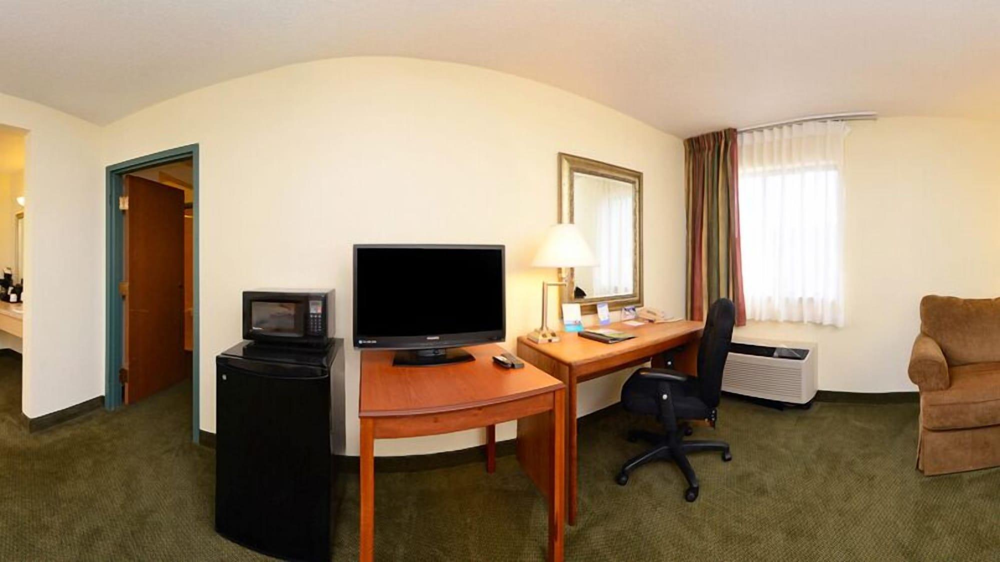 Baymont By Wyndham Decatur Hotel Buitenkant foto