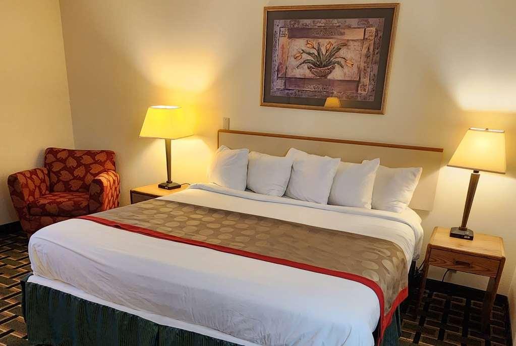 Baymont By Wyndham Decatur Hotel Kamer foto
